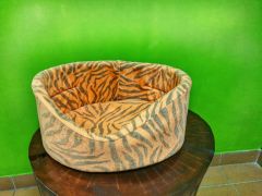 ЛЕЖАК для собак і котів "LOVE &hearts; ️VIP" №1 помаранч (Lucky Choice) в Будиночки, Будки, Лежаки.