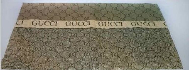 Пелюшка багаторазова 125 * 125 см Gucci