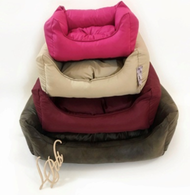 Спальное место для котов и собак, Диван "Foxy" синтепух № 1 "люкс", 40х27х18 Спальное место для котов и собак, Диван "Foxy" синтепух № 1 "люкс", 40х27х18 () в Домики, Будки, Лежаки.