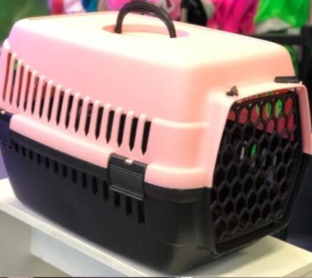 Переноска №1 пластик ТУРЕЧЧИНА рожево-ЧОРНА 48 * 31 * 31 вага до5кг () в Будиночки, Будки, Лежаки.