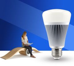 Світлодіодна smart лампочка MiLight, 8W, RGB + CCT, WIFI